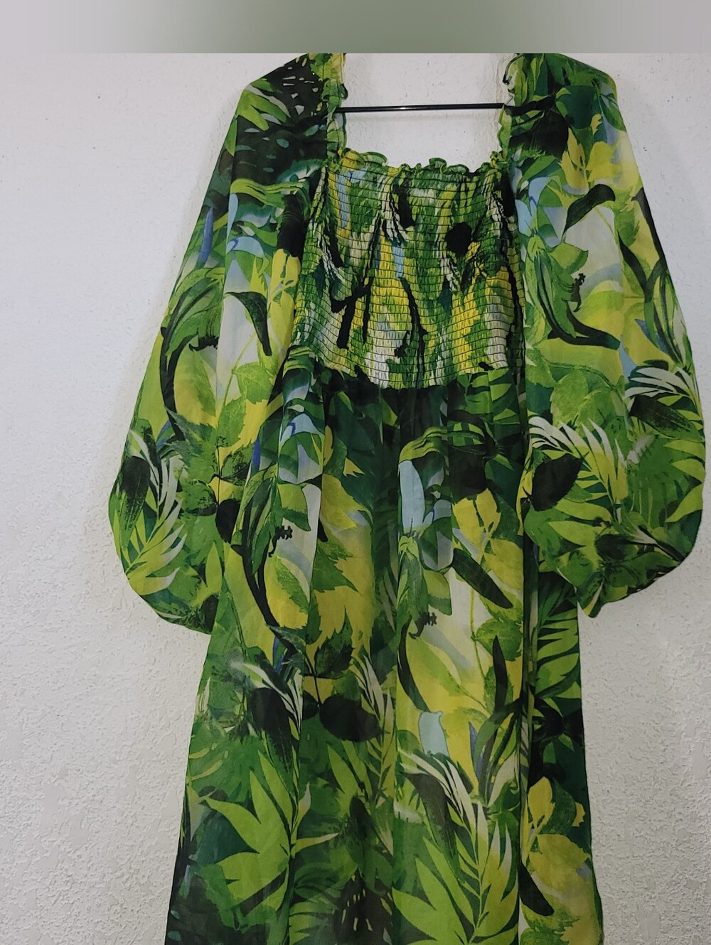 Live 4 Truth Green Tropical Smocked Puff-Sleeve Tunic